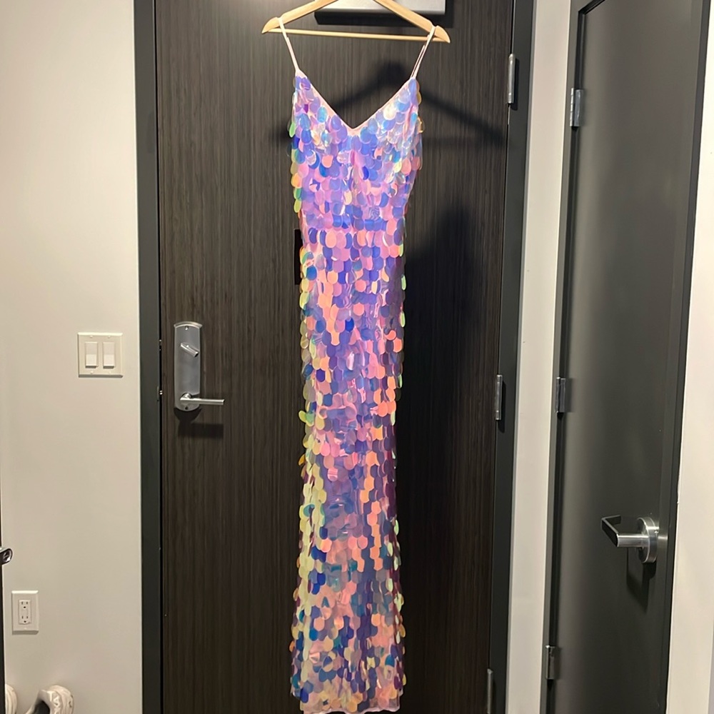 NWT Bebe Iridescent / Pink Jumbo Sequined Gown